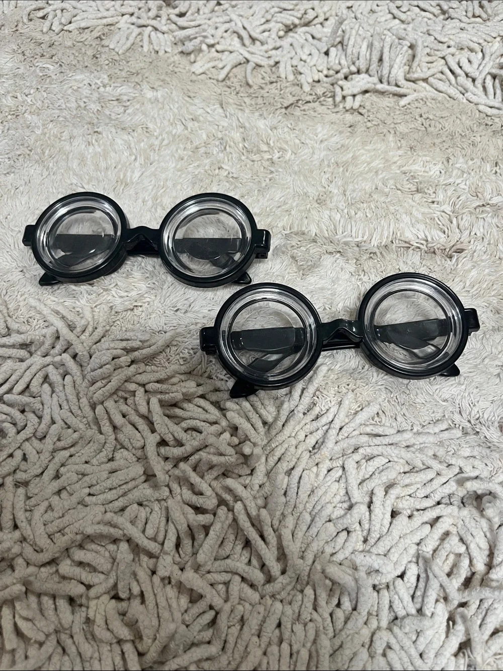 Novelty Round Black Plastic Goggles - Set of 2